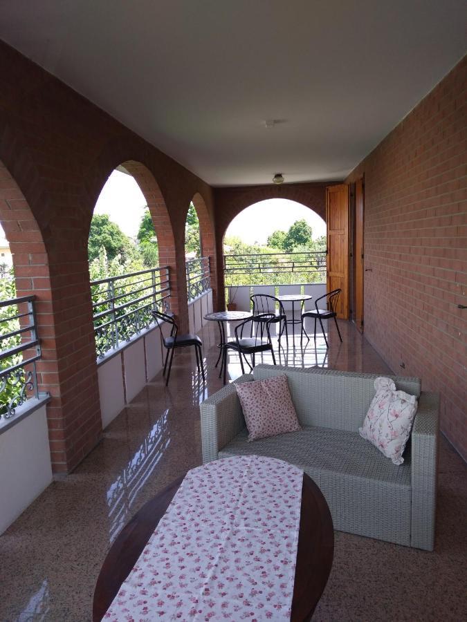 Villa Ferrari Oriella Solignano Nuovo Zewnętrze zdjęcie